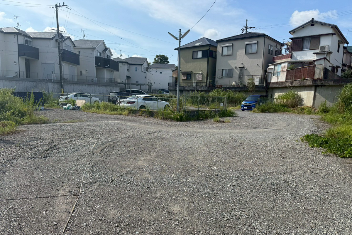 枚方市星丘：駐車場